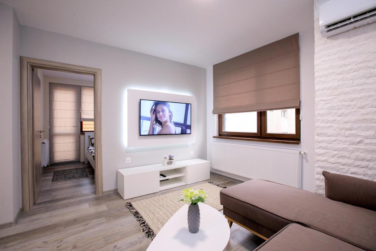 Babylon Park Apartment サンダンスキ エクステリア 写真