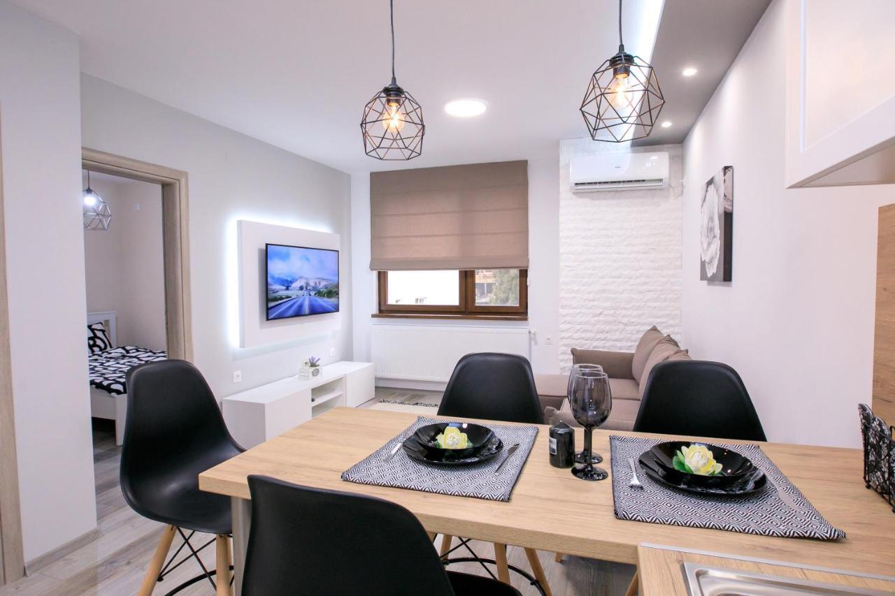 Babylon Park Apartment サンダンスキ エクステリア 写真