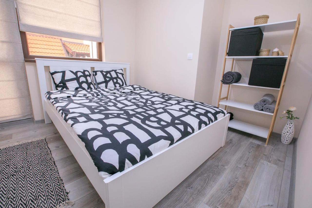Babylon Park Apartment サンダンスキ エクステリア 写真
